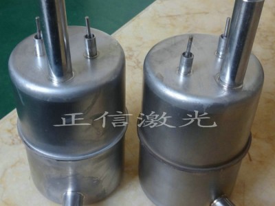 正信電熱管自動(dòng)化脈沖激光焊接機(jī)圖2